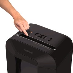 Шредер Fellowes® Powershred® LX85, DIN P-4, 4х40мм, 12лст., 19 лтр., SafeSense™, шт Шредер Fellowes Powershred LX85 (FS-44008)