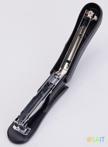 Степлер Deli E0305 Essential 24/6 26/6 (20листов) ассорти 100скоб коробка