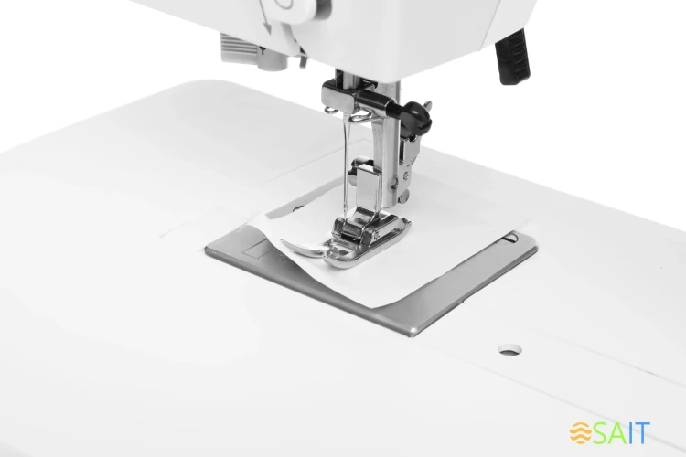 Швейная машина Janome 1522 RD белый