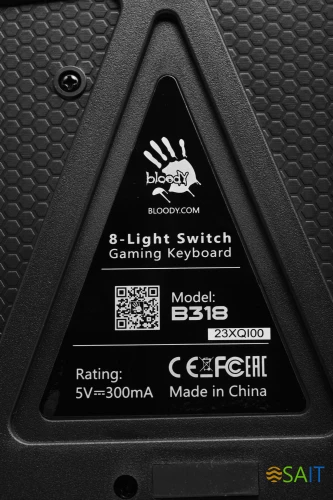 Клавиатура A4Tech Bloody B318 черный USB Multimedia for gamer LED (подставка для запястий) (B318)