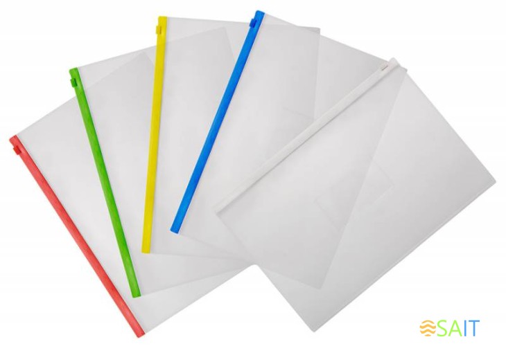 Папка на молнии ZIP Бюрократ -BPM4AWT A4+ полипропилен 0.15мм карм.для визит. цвет молнии белый