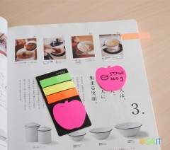 Блок самоклеящийся бумажный Stick`n 21476 44x44мм 20лист. 70г/м2 неон зеленый вырубной &quot;листок&quot; с пластиковыми закладками 12x45мм 3цв. европодвес