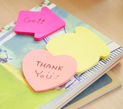 Блок самоклеящийся бумажный Stick`n 21448 70x70мм 50лист. 70г/м2 неон розовый вырубной "сердце" европодвес