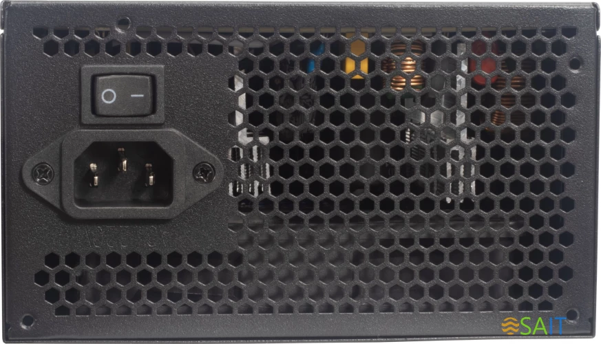 Блок питания Accord ATX 700W ACC-W700P 80 PLUS WHITE (20+4pin) 120mm fan 6xSATA RTL