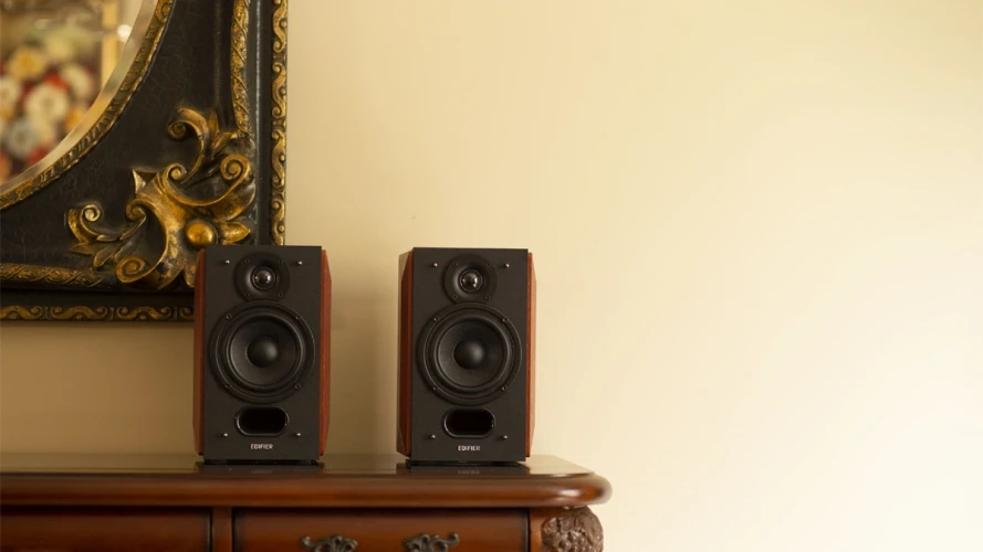 Колонки Edifier P17 2.0 коричневый 20Вт