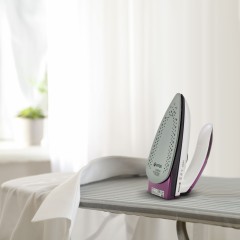 Утюг дорожный Vitek VT-8305 1000Вт белый/фиолетовый