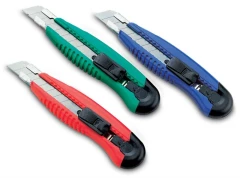 Нож канцелярский Kw-Trio 03713 шир.лез.18мм усиленный 2 сменных лезвия металл ассорти блистер