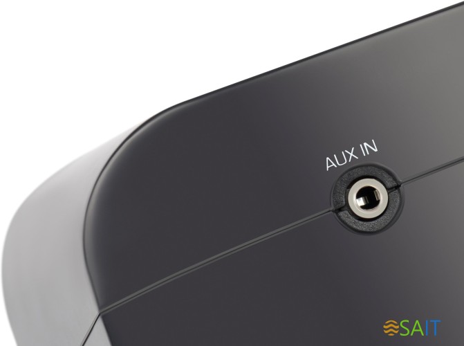 Радиобудильник Hyundai H-RCL221 черный LCD подсв:белая часы:цифровые FM