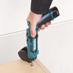 Отвертка аккум. Makita DF012DSE