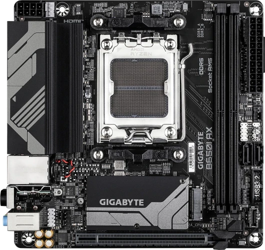 Материнская плата Gigabyte B650I AX SocketAM5 AMD B650 2xDDR5 mini-ITX AC`97 8ch(7.1) 2.5Gg RAID+HDMI+DP