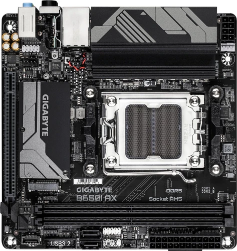 Материнская плата Gigabyte B650I AX Socket AM5 AMD B650 2xDDR5 mini-ITX AC`97 8ch(7.1) 2.5Gg RAID+HDMI+DP