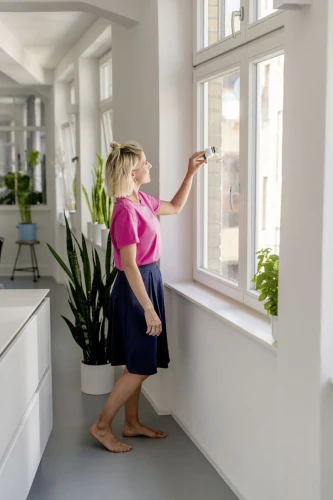 Мойщик окон Karcher WV 5 Plus Frame Edition шир.скреб.:280мм пит.:от аккум. желтый