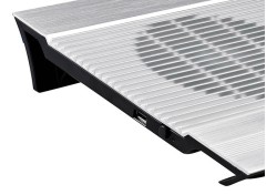 Подставка для ноутбука Deepcool N8 (DP-N24N-N8SR) 17" 380x278x55мм 25дБ 3xUSB 2x 140ммFAN 1244г алюминий серебристый