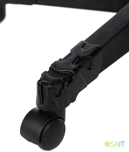 Кресло игровое Zombie Game 17 черный эко.кожа/ткань крестов. пластик