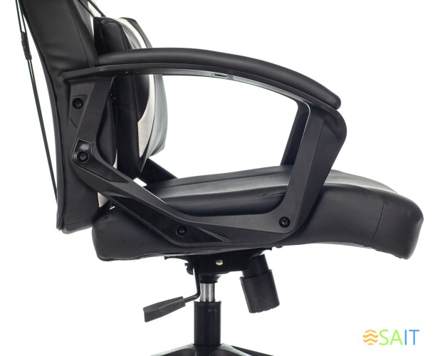 Кресло игровое Zombie DRIVER черный/белый эко.кожа с подголов. крестов. пластик