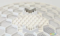 Точка доступа MikroTik LHG 5 (RBLHG5KIT) N300 10/100BASE-TX белый (упак.:3шт)