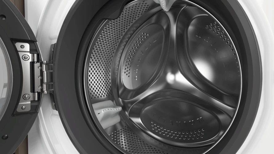 Стиральная машина Hotpoint NSD 7239 ZS VE RU класс: A-30% загр.фронтальная макс.:7кг белый инвертор