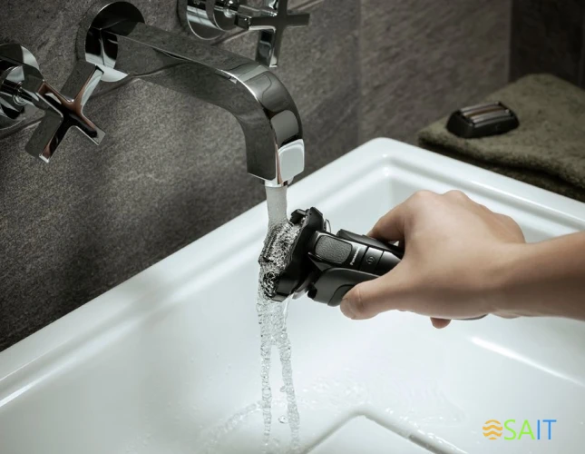 Бритва сетчатая Panasonic ES-LV6U реж.эл.:5 питан.:аккум. черный