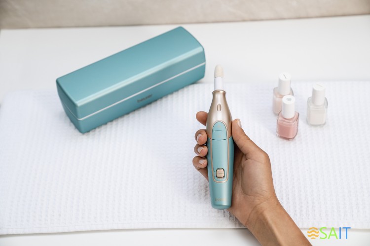 Маникюрно-педикюрный набор Beurer MP84 насадок в компл.:10шт золотистый/бирюзовый