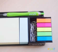 Блок самоклеящийся бумажный Stick`n 21425 200лист. 70г/м2 в подставке 76x76мм+25x76мм+закладки 5цв.