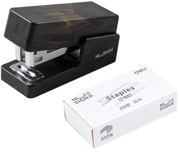 Степлер мини Deli NS083C BLACK Nusign 24/6 26/6 (25листов) черный 830скоб пластик коробка