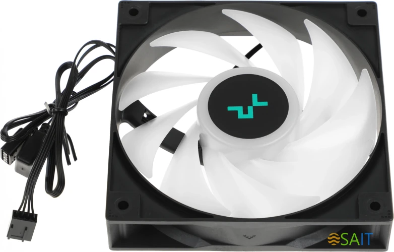 Система водяного охлаждения Deepcool LE720 ARGB Soc-AM5/AM4/1200/1700/1851 черный 4-pin 19-33dB Al 250W 1570gr Ret (R-LE720-BKAMMN-G-1)