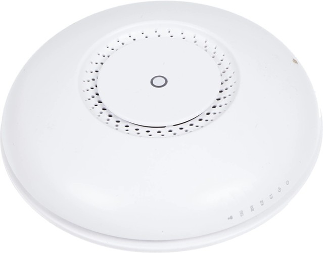 Точка доступа MikroTik cAP ac (RBCAPGI-5ACD2ND) AC1200 10/100/1000BASE-TX белый