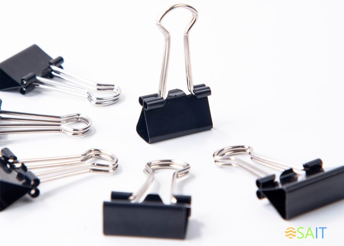 Зажимы Deli E38566 металл 15мм черный (упак.:12шт) картонная коробка