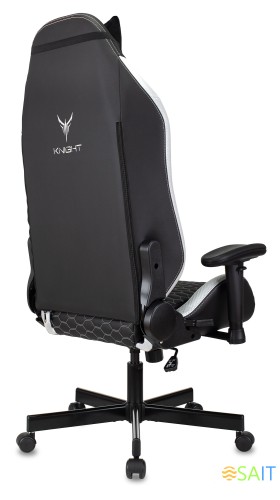 Кресло игровое Knight Neon черный/серебряный соты эко.кожа с подголов. крестов. металл