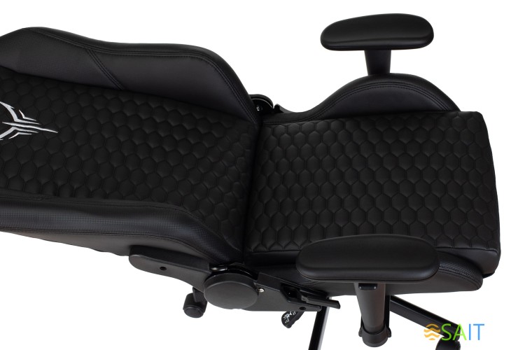 Кресло игровое Knight Neon черный соты эко.кожа с подголов. крестов. металл