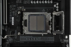 Материнская плата Gigabyte B650M AORUS ELITE Socket AM5 AMD B650 mATX AC`97 8ch(7.1) 2.5Gg RAID+HDMI+DP