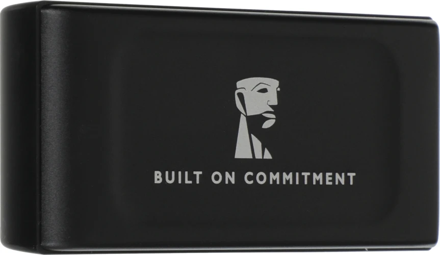 Накопитель SSD Kingston USB3.2 Gen2 2TB SXS1000/2000GA XS1000 черный