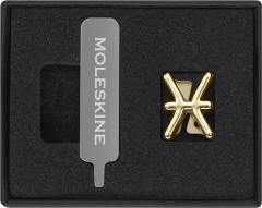 Шильд-символ Moleskine Zodiac Рыбы металл золотистый коробка с европод. PINPISCESGOLD