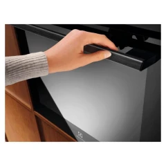 Встраиваемый духовой шкаф ELECTROLUX Electrolux LOE8H39Z