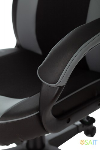 Кресло игровое Zombie GAME 17 черный/серый эко.кожа/ткань крестов. пластик