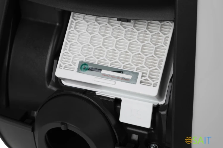 Пылесос Miele Boost CX1 Parquet lotus 890Вт белый/черный