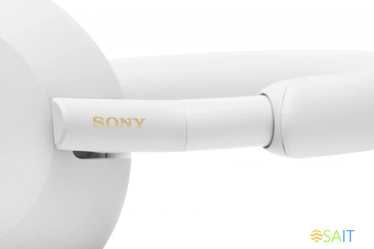 Гарнитура мониторные Sony WH-1000XM5 1.2м серебристый беспроводные bluetooth оголовье (WH-1000XM5/SC)