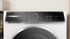 Стиральная машина Bosch Serie 8 WGB256A0ME пан.англ. класс: A загр.фронтальная макс.:10кг белый инвертер