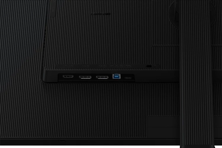 Монитор Samsung 32" ViewFinity S6 S32D604UAIXCI черный IPS LED 5ms 16:9 HDMI матовая HAS Piv 1000:1 350cd 178гр/178гр 2560x1440 100Hz DP Quad 2K (1440p) USB 7.2кг