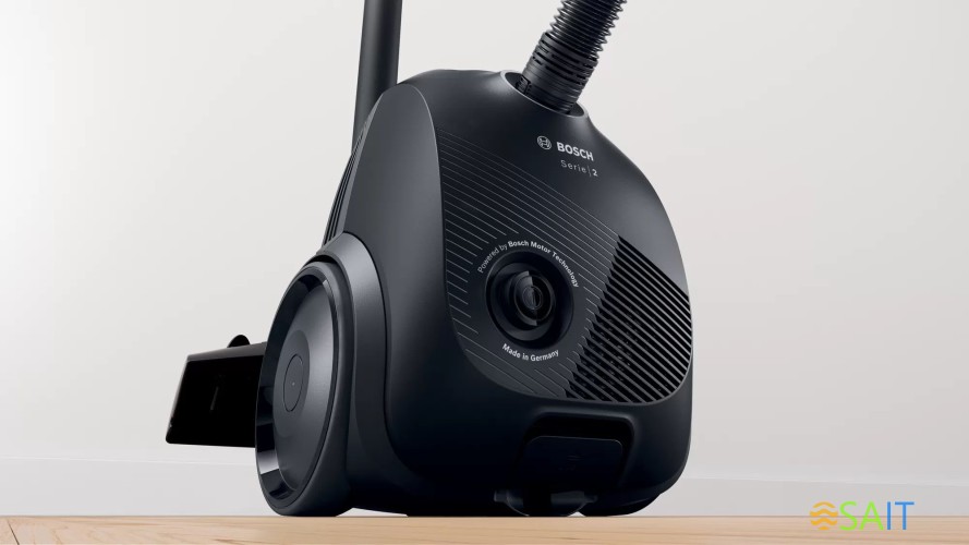 Пылесос Bosch BGBS2LB1 600Вт черный