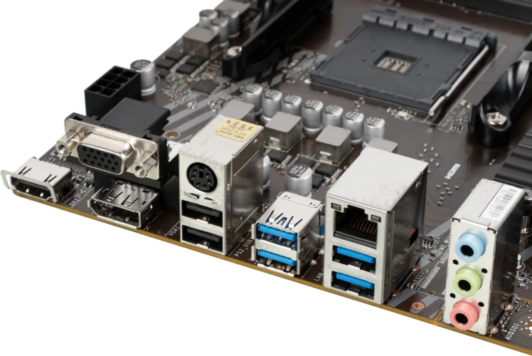 Материнская плата MSI A520M PRO Soc-AM4 AMD A520 2xDDR4 mATX AC`97 8ch(7.1) GbLAN RAID+VGA+HDMI+DP