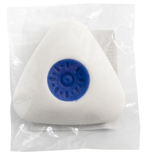 Ластик Silwerhof Trio 181152 треугольный 40х40х10мм каучук термопластичный белый пластиковая сердцевина