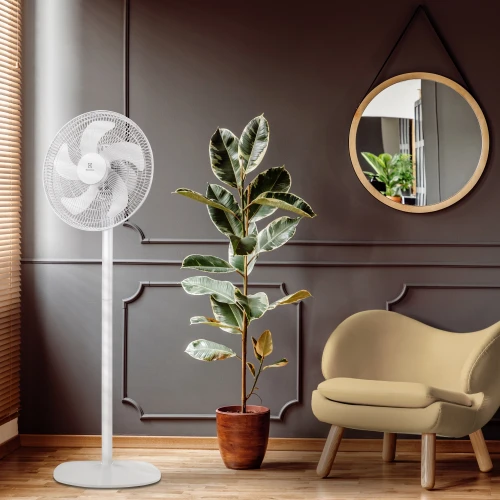 Вентилятор напольный Electrolux EFF-1005 45Вт скоростей:3 белый