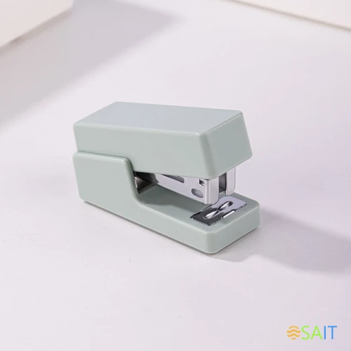 Степлер мини Deli ENS083GREEN ENS083 Linfini N10 24/6 (15листов) зеленый 15скоб металл/пластик блистер