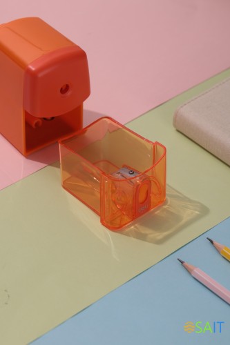 Точилка для карандашей механическая Deli E0635 1 отверстие пластик коробка