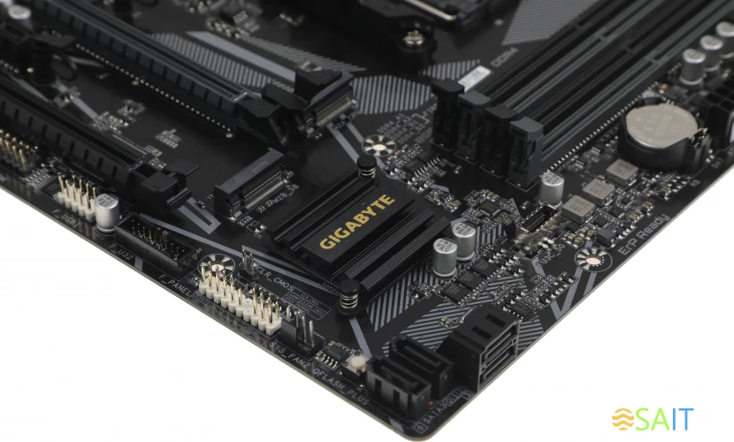 Материнская плата Gigabyte B550M DS3H AC R2 Soc-AM4 AMD B550 4xDDR4 mATX AC`97 8ch(7.1) GbLAN RAID+HDMI+DP