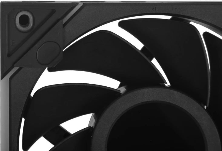 Вентилятор для корпуса Lian-Li Uni Fan TL Wireless LCD 120 LCD Reverse ARGB 120х124x28 черный 4-pin 31дБ (G99.12RTLLCD1W1B.R0) Ret