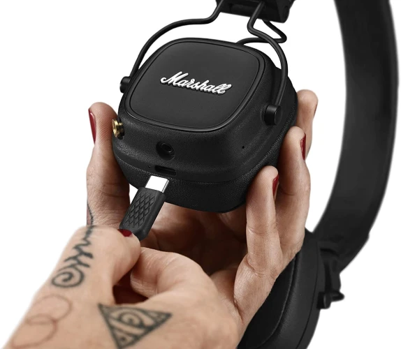 Гарнитура накладные Marshall Major IV черный беспроводные bluetooth оголовье (MAJOR IV BLACK)