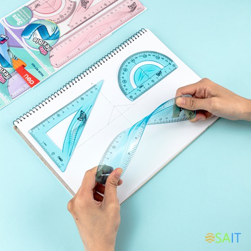 Набор для чертежей Deli EH22 корпус ассорти пластик в компл.:линейка 20см/транспортир/угольник