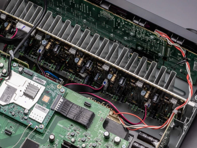 Ресивер AV Denon AVR-X2800H 7.2 черный